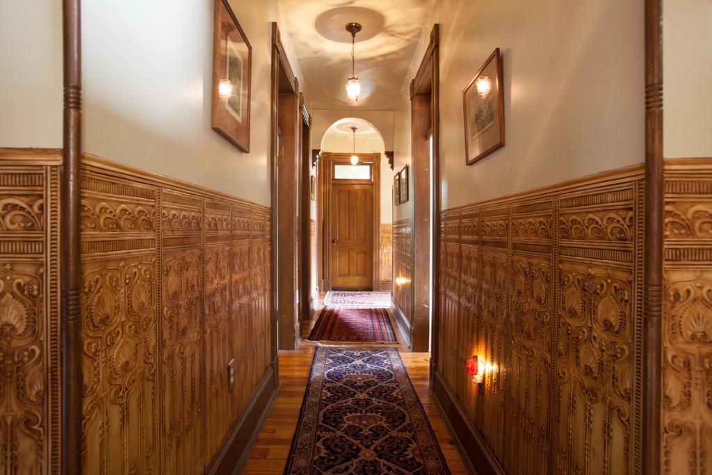 10 Clarke Bed & Breakfast Frederick Dış mekan fotoğraf